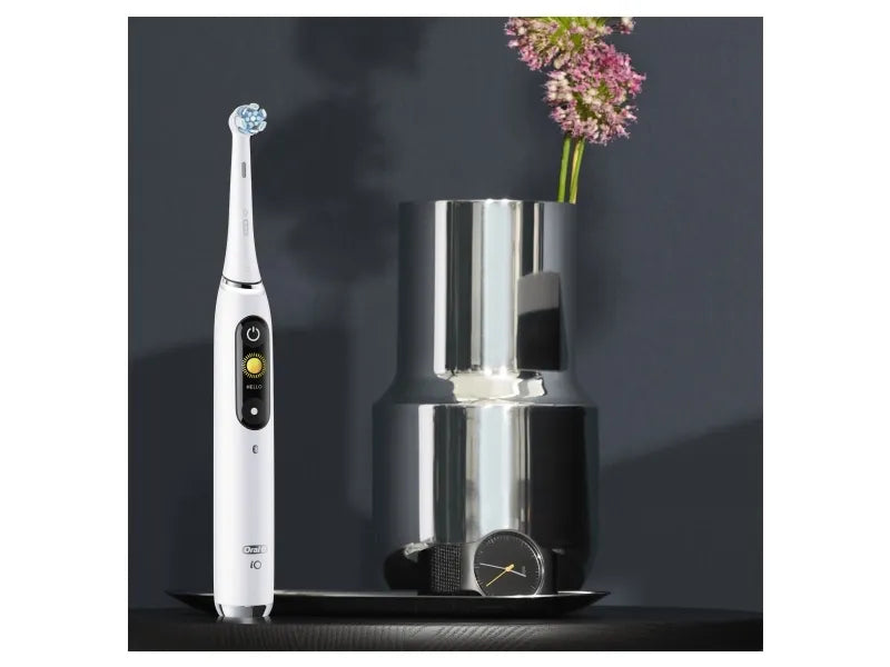 Електрическа четка за зъби Braun Oral-B iO9 Alabaster, Бял