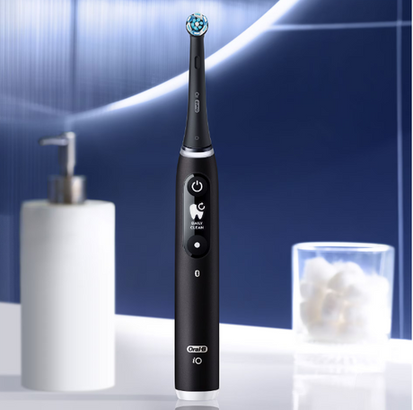 Електрическа четка за зъби Oral-B iO6, с AI, Черен