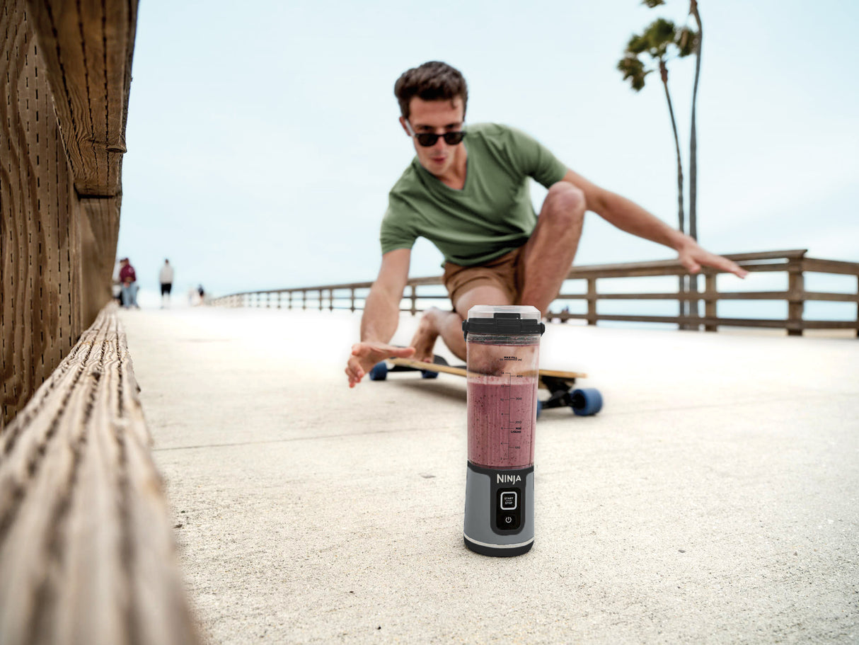 Блендер Ninja Blast BC151EUBKEU, Безжичен, 5 v, Литиево-йонна батерия, Черен