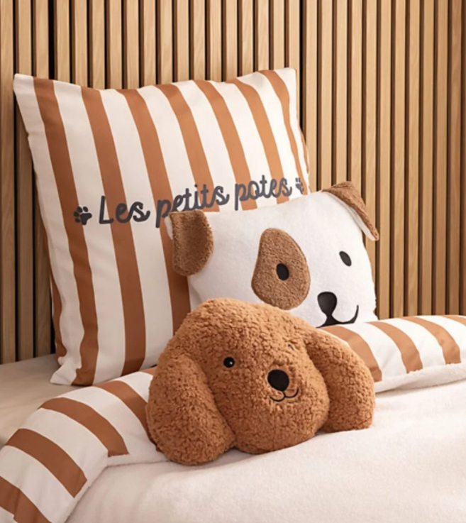 Детска декоративна възглавница atmosphera Dog, 36x24 cm, Букле