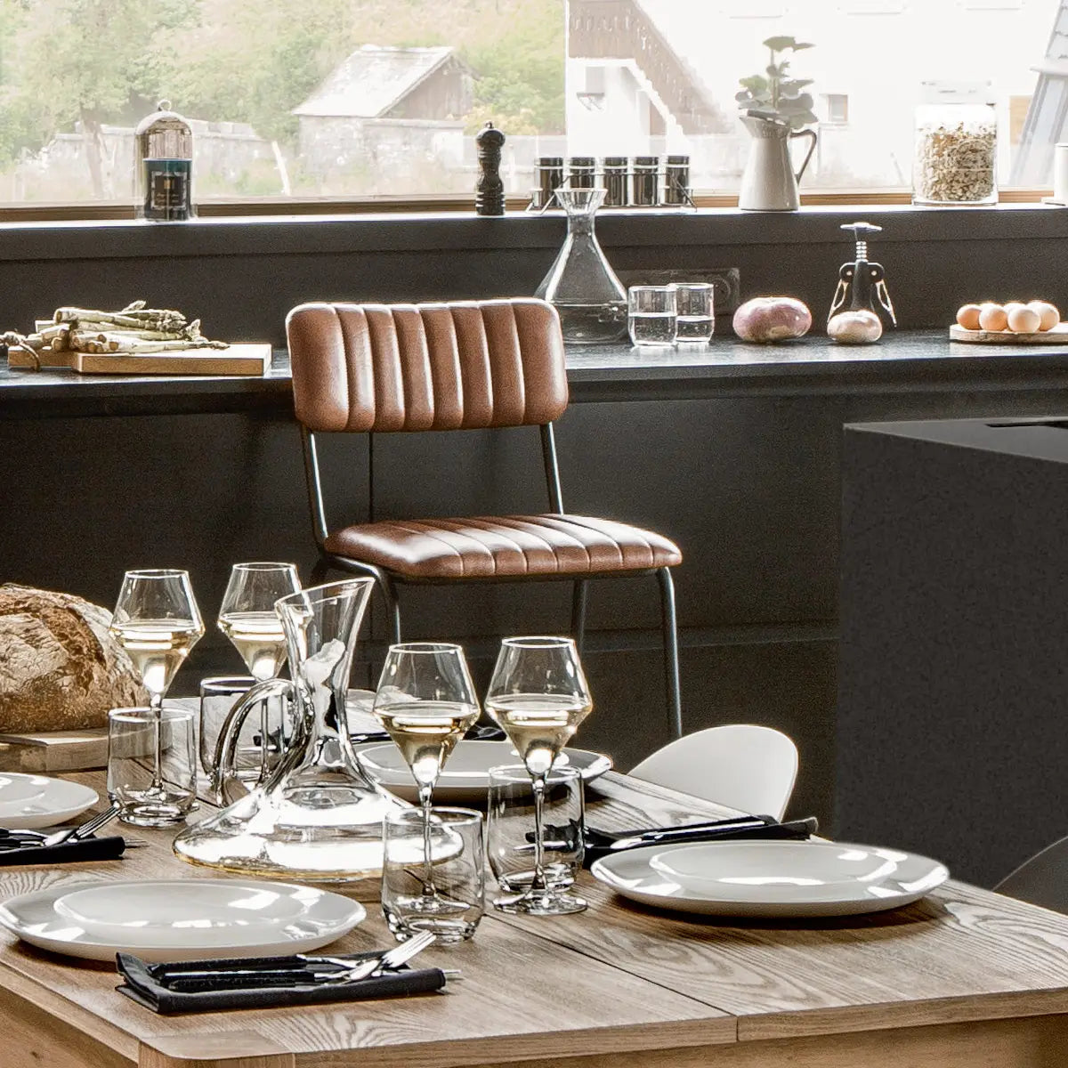 Бар стол atmosphera Dario, Биволска кожа