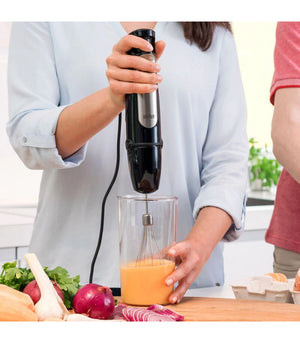 Пасатор Braun MultiQuick 7025X, 1000 W, Мерителен съд 0.6 л, Чопър 0.35 л, Аксесоар тел, Променлива скорост, Черен