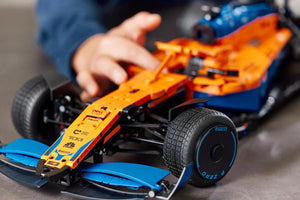 LEGO® Technic - Състезателна кола McLaren Formula 1 42141, 1432 части