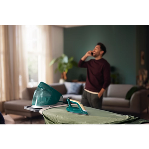 Парогенератор Philips PerfectCare 7000 PSG7140/70, 2100W, 8 бара, 120 гр/мин, OptimalTemp, Бял/Зелен